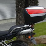 FIJACION PARA MALETA SUPERIOR YAMAHA FAZER 600