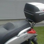 FIJACION PARA MALETA SUPERIOR YAMAHA X-MAX 125-250