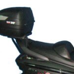 FIJACION PARA MALETA SUPERIOR SYM GTS 125/250