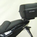 FIJACION PARA MALETA SUPERIOR GILERA NEXUS500