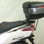 FIJACION PARA MALETA SUPERIOR KYMCO DOWNTOWN 125