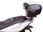 FIJACION PARA MALETA SUPERIOR KYMCO XCT 125i/300i - Imagen 3