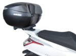 FIJACION PARA MALETA SUPERIOR KYMCO DOWNTOWN 125i 300i 350i - Imagen 3
