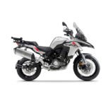 FIJACION PARA MALETA SUPERIOR BENELLI TRK 125/251/502 - Imagen 2