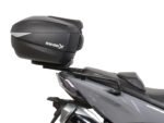 FIJACION PARA MALETA SUPERIOR KYMCO AK 550 - Imagen 3